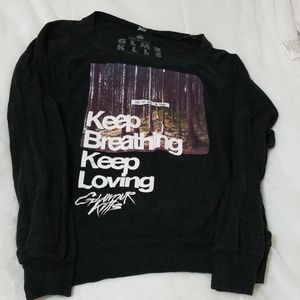 Glamour Kills Graphic Sweatshirt